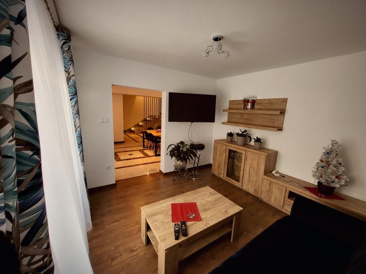 Pod Laskiem Krosnica  Extérieur photo